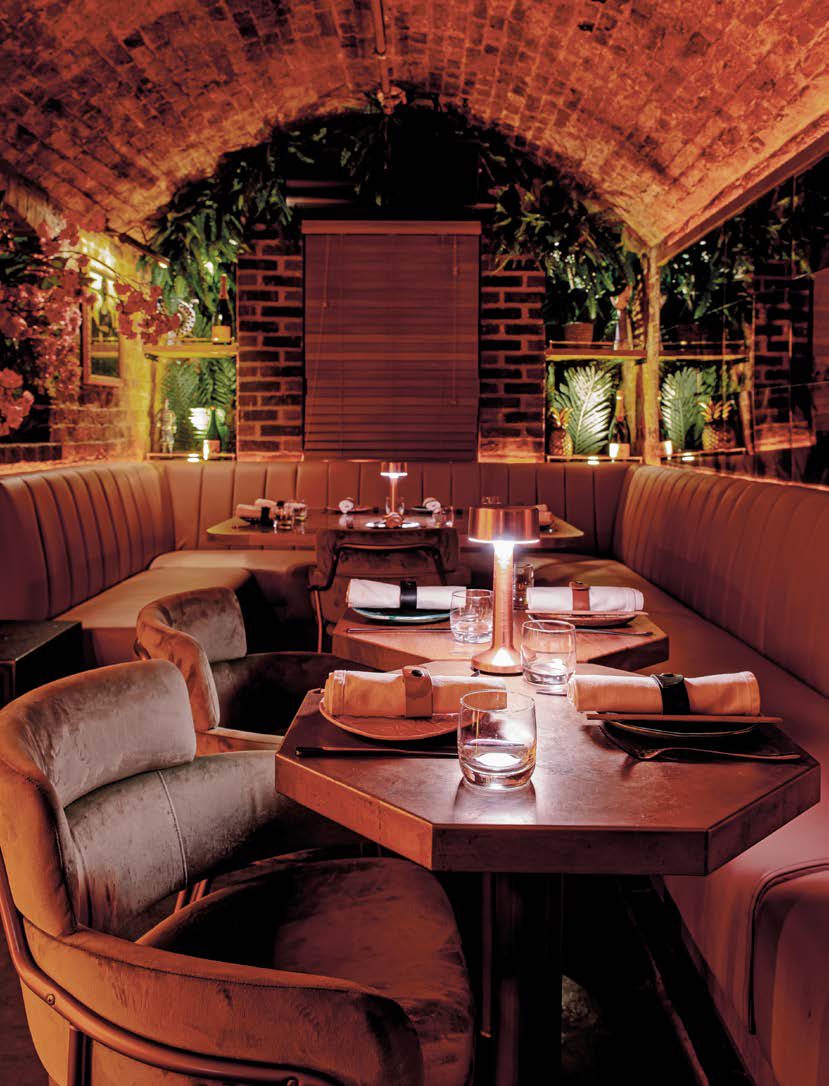 Private Club Lounge